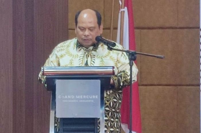 Badan Nasional Sertifikasi Profesi (BNSP) telah melaksanakan penandatanganan Surat Perjanjian Swakelola Program Sertifikasi Kompetensi Kerja (PSKK) di Grand Mercure Hotel Yogyakarta (22/5/24). (Doc.BNSP)