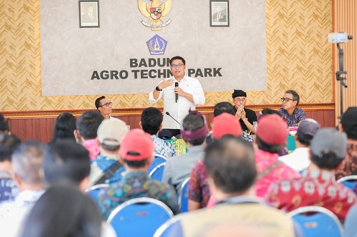 Wakil Menteri Pertanian (Wamentan), Sudaryono saat mengunjungi Agro Techno Park di Kabupaten Badung, Bali. (Dok. Kemen̈tan)