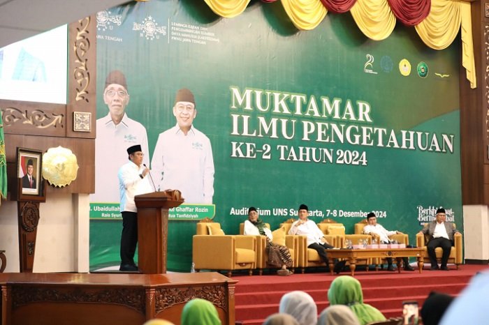 Wamentan Sudaryono dalam Muktamar Ilmu Pengetahuan ke-2 yang diselenggarakan oleh Lembaga Kajian dan Pengembangan Sumber Daya Manusia (Lakpesdam) PWNU Jawa Tengah. (Dok. Pertanian.go.id)