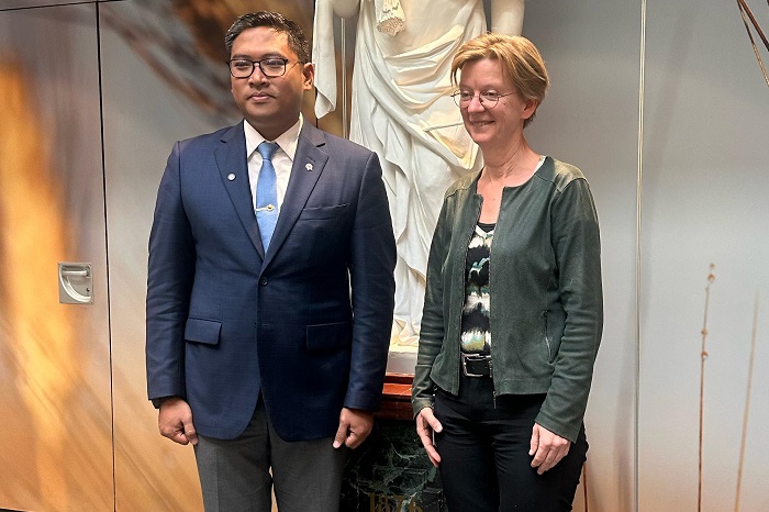 Wakil Menteri Pertanian Sudaryono, melakukan kunjungan strategis ke salah satu institusi riset pertanian terbaik dunia, Wageningen University and Research (WUR) di Belanda. (Dok. Kementan)