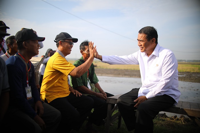 1. Menteri Pertanian Andi Amran Sulaiman menegaskan perang melawan mafia pangan. (Dok. Kementan)