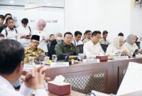 Kepala Bapanas Arief Prasetyo Adi menjelaskan program SPHP Jagung usai rapat dengan Menko Pangan. (Dok. Bapanas)