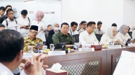 Kepala Bapanas Arief Prasetyo Adi menjelaskan program SPHP Jagung usai rapat dengan Menko Pangan. (Dok. Bapanas)
