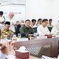 Kepala Bapanas Arief Prasetyo Adi menjelaskan program SPHP Jagung usai rapat dengan Menko Pangan. (Dok. Bapanas)